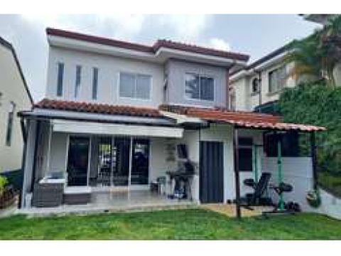 venta de casa en barreal de heredia