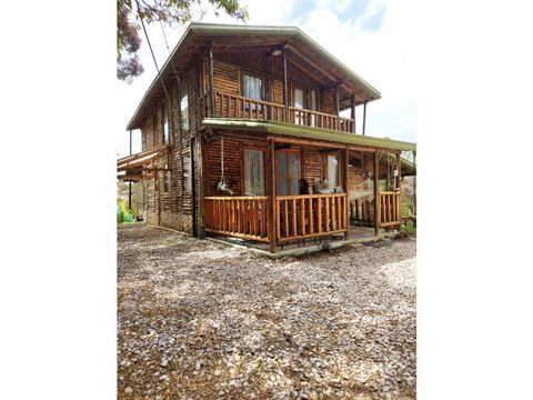 casa campestre en arriendo en santa elena vereda piedra gorda