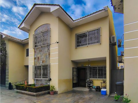 casa en venta urb casa club las crucitas manzana e 15