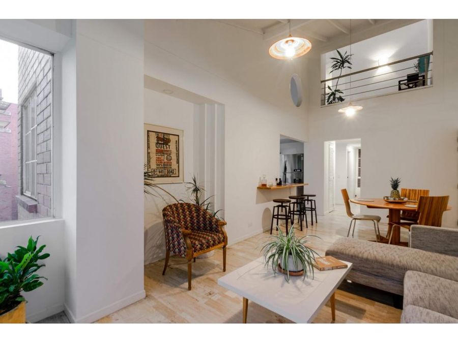 remodeled two level penthouse right in provenza
