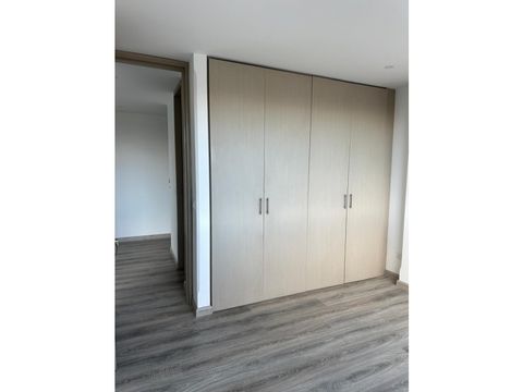 se vende apartamento en santa barbaraa