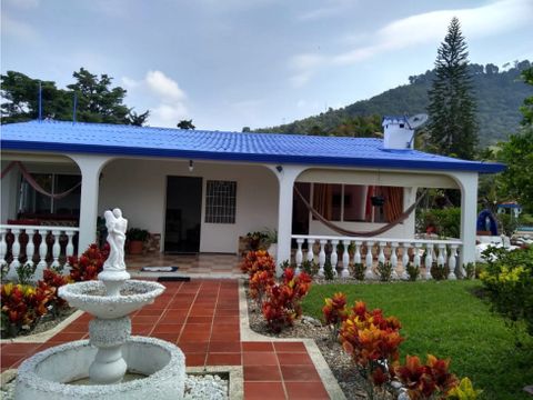 se vende linda casa de descanso en fusagasugap