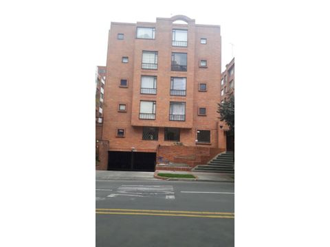 se vende apartamento en la callejap