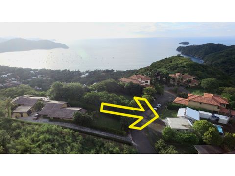 unique opportunity prime neighborhood with ocean view