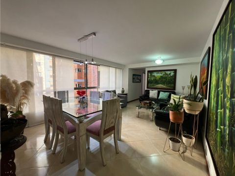 arriendo amplio y moderno apartamento en envigado