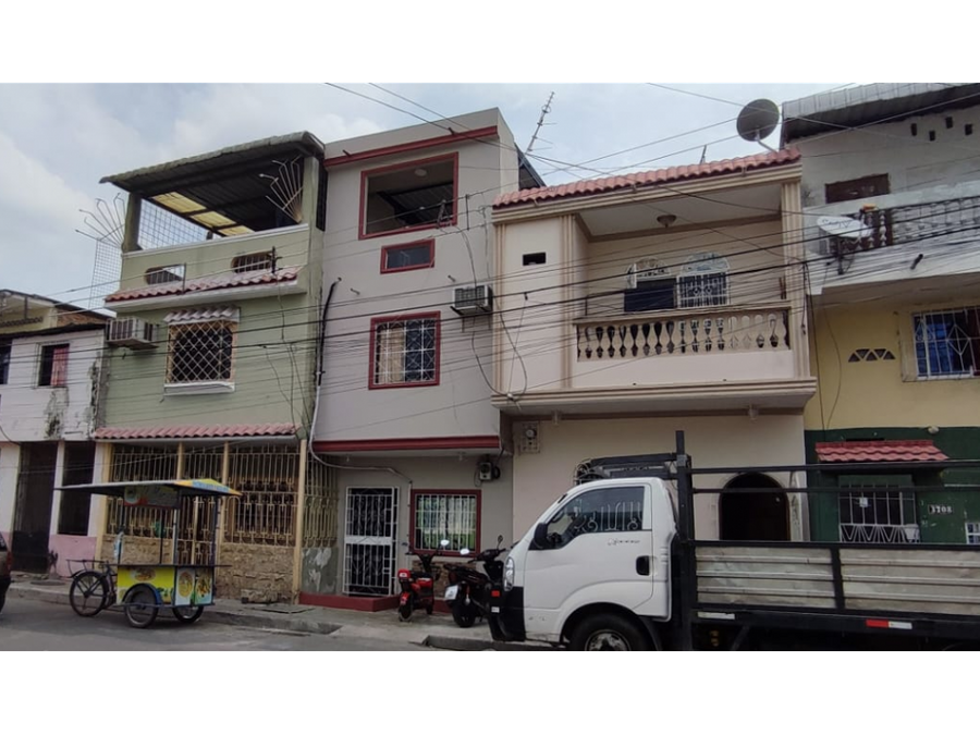 venta casa de 3 pisos en babahoyo y francisco segura sur guayaquil