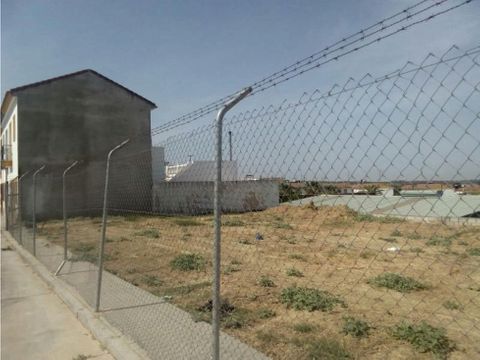 venta de terreno en lucena del puerto