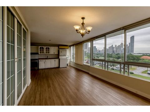 alquilo apartamento linea blanca av balboa mm