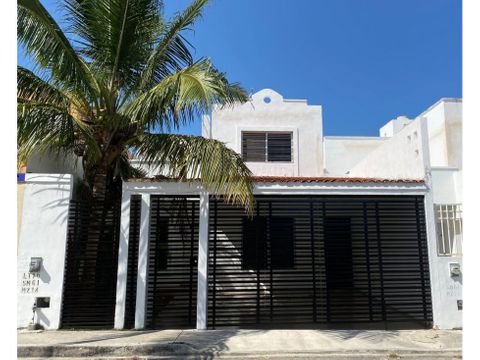 se vende casa en playa del carmen