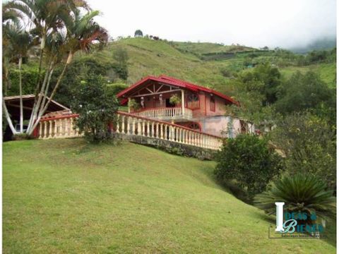 casa campestre en venta girardota sector el hatillo