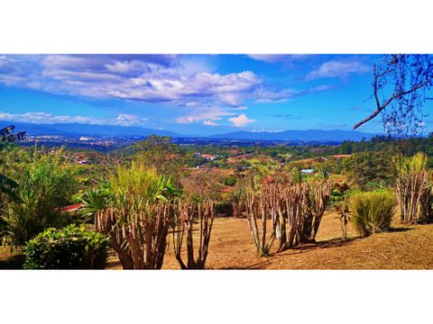 se vende quinta en heredia con hermosa vista