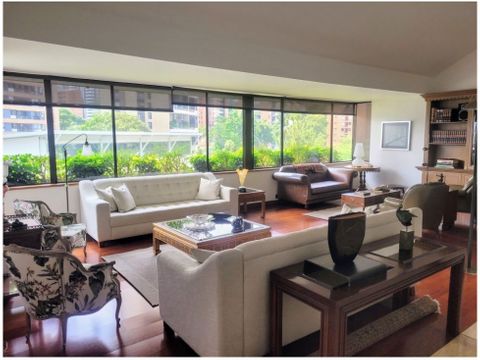 en venta hermoso penthouse en el poblado