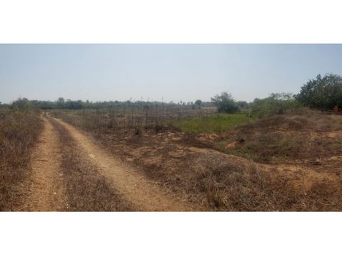terreno venta con laguna barra vieja 105 hectareas