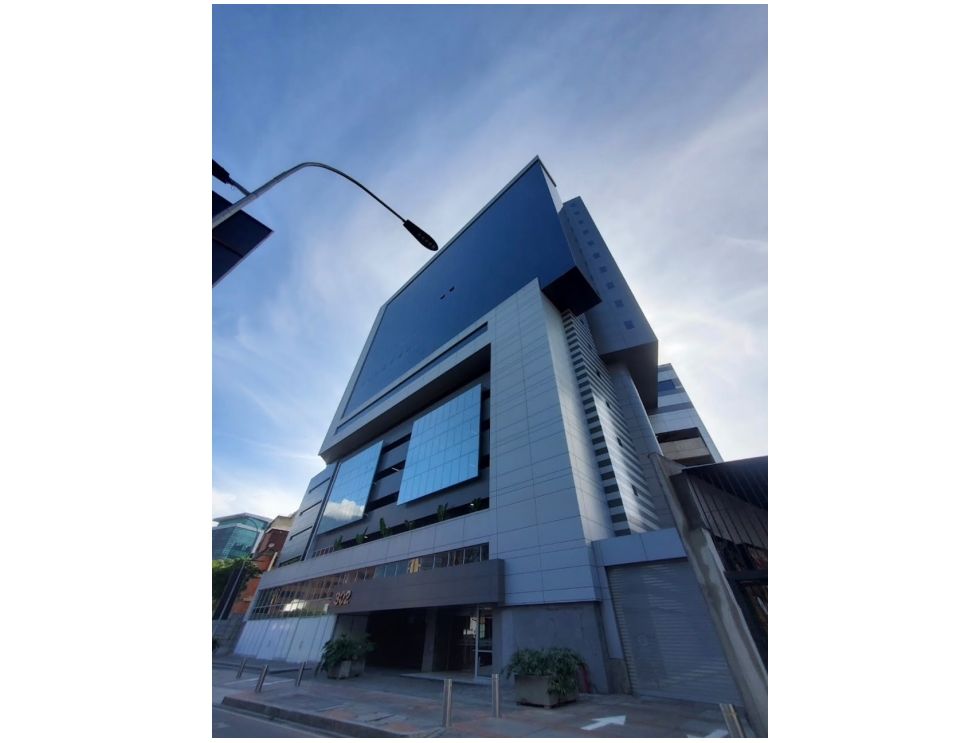 Se alquila Oficina 315m² Las Mercedes