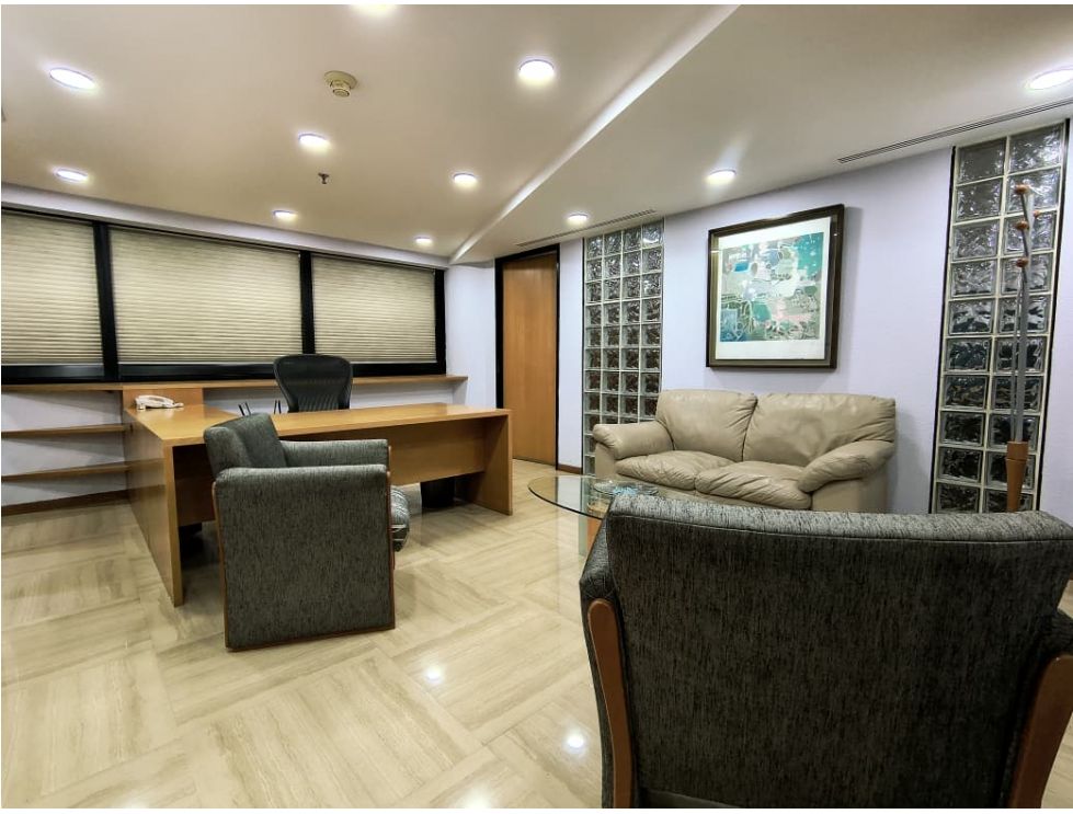 Se vende/alquila oficina 120m² 2b Chacao