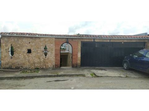 vendo casa en lomas de la trinidad para remodelar