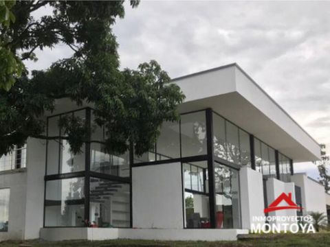 imponente casa campestre en condomino sector cerritos pereira