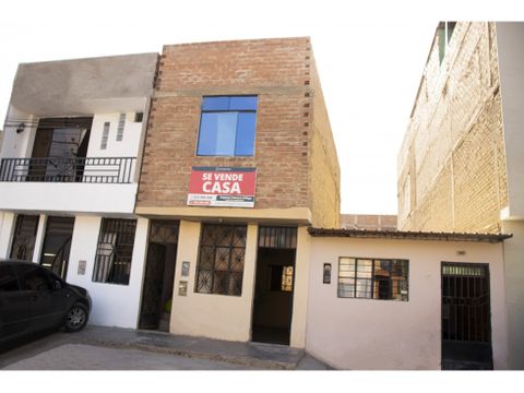 casa en avenida manuel seoane en venta