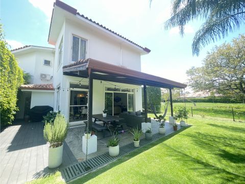 venta de magnifica casa en santa ana lindora