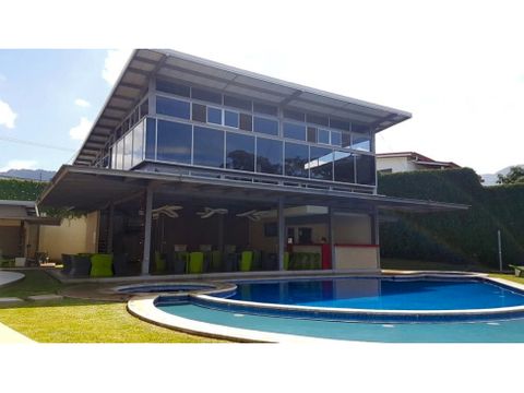 vendo condominio amoblado y con inquilino en riverpark santa ana