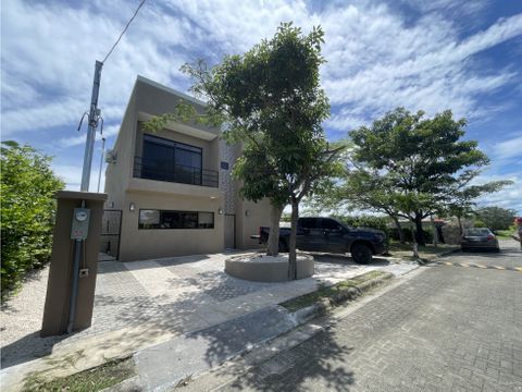 casa en alquiler bf condominio hacienda el tayacan liberia gte