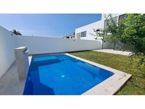 casa sola en venta en lomas de trujillo calidad y plusvalia