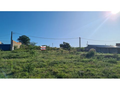 vende terreno muy bien ubicado de 1000m2 barrio lagunon rivera