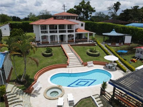 venta de casa campestre y lote adjunto tebaida quindio