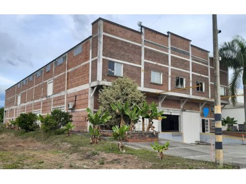 venta de bodega 2070m2