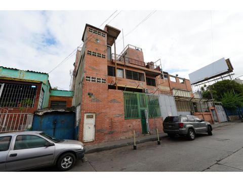 edificio industrial y fondo de comercio en venta urb los rosales