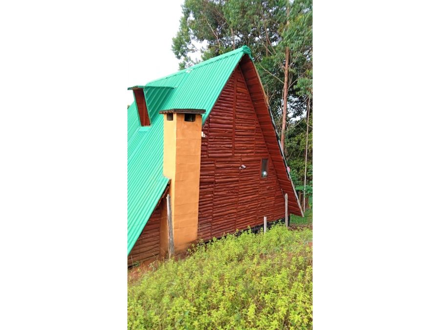 cabana en lote de 600m2 con vistas al valle quebradas arriba