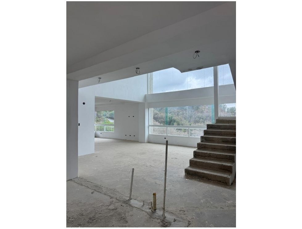 PENTHOUSES TRIPLEX EN VENTA 400 HASTA 550 M2 - URB. SOLAR DEL HATILLO - 2