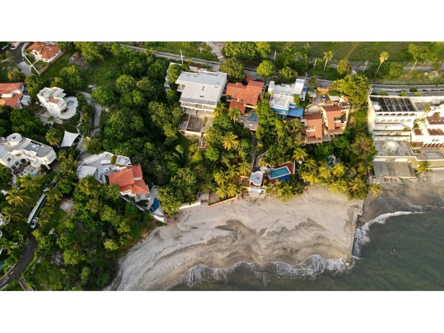 venta casa de playa con vista y acceso al mar en cabo antibes