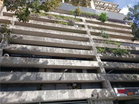 en venta excelente apartamento de 63 mts2 cerca la plaza el venezolano