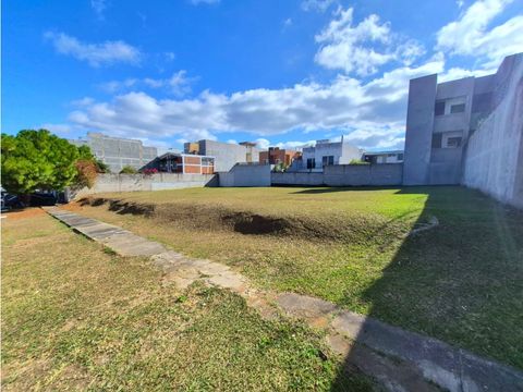 venta terrenos zona 16 hacienda real