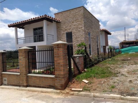 venta de casa en rionegro condominio linda granja