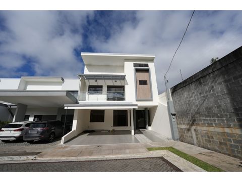 casa para estrenar de 3 sala de tv habitaciones en tres rios