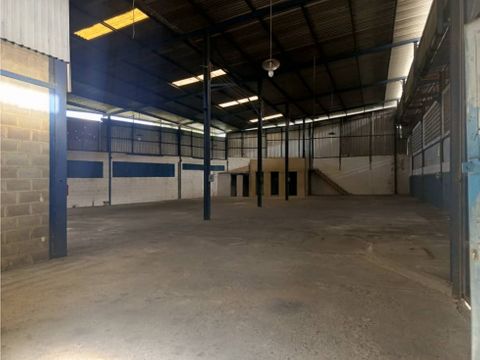 se alquila galpon 600m2 filas de mariche 3285