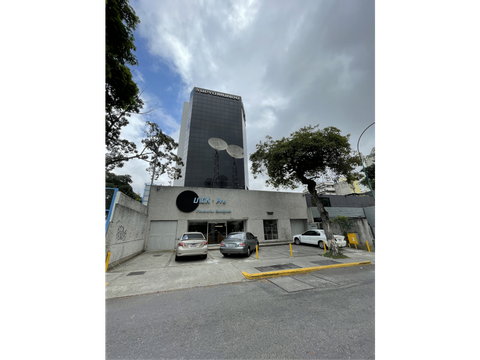 en venta local 900m2 en altamira