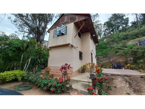 en venta casa chalet 50m2terreno 400m2 junquito km13 npws