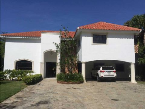 venta de oportunidad preciosa villa