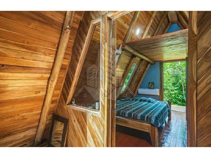 venta de propiedad con cabana nueva en el bosque a 15 min de tamarind