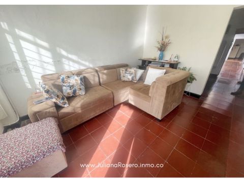 vendo casa en el retiro 1 piso