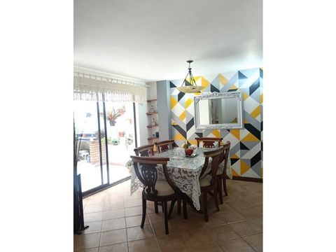 vendo casa en envigado cerca a city plaza