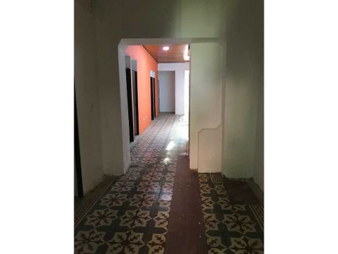 vendo casa lote en el barrio la mansion limite con el barrio prado ce