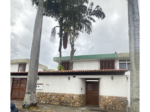 vendo excelente casa en los pomelos 350m2