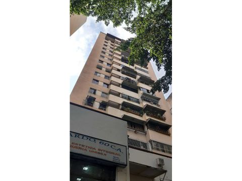 apartamento amoblado en venta en la candelaria caracas