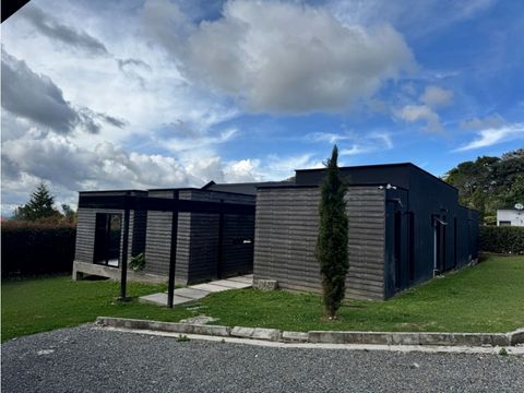 hermosa casa campestre independiente en santa elena vereda perico
