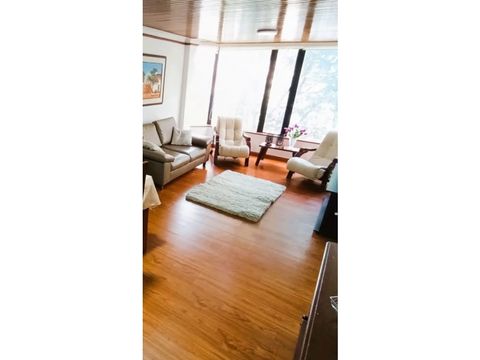 se vende apartamento en santa barbara central a
