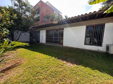 se vende casa 400m2 4hs4bs6p san roman